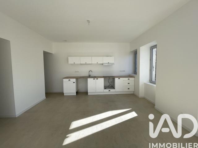 Maison 4 pièces, 90 m² à louer à Saint Lager Bressac 07210