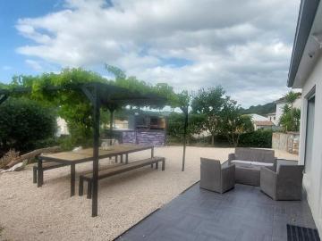 Maison 4 pièces, 90 m² à louer à Saint Paul et Valmalle 34570