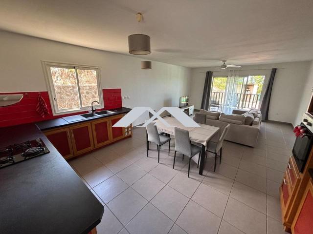 Maison 4 pièces, 90 m² à louer à Saint Pierre 97410