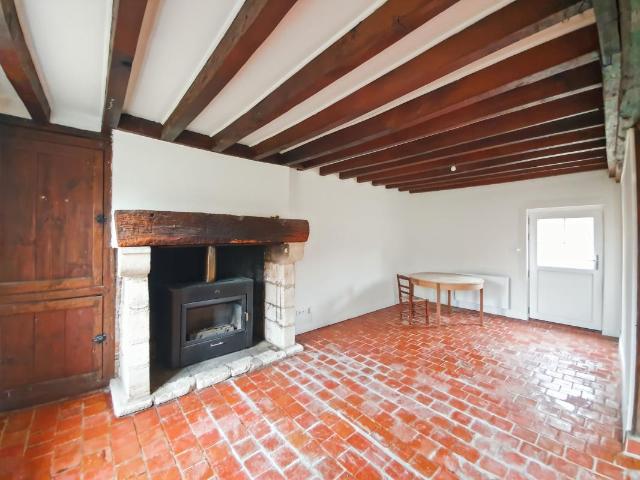 Maison 4 pièces, 90 m² à louer à Sainte Montaine 18700