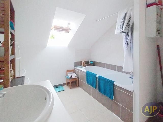 Maison 4 pièces, 91 m² à louer à Blain 44130