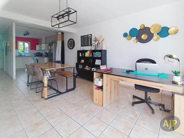 Maison 4 pièces, 91 m² à louer à Blain 44130