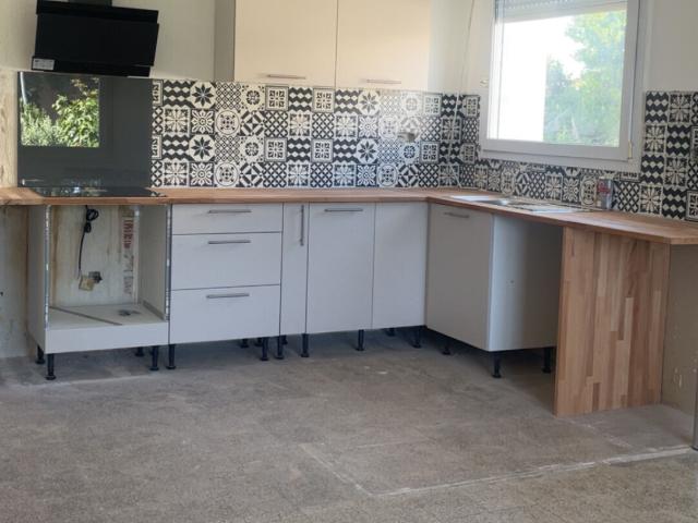 Maison 4 pièces, 91 m² à louer à Sorgues 84700
