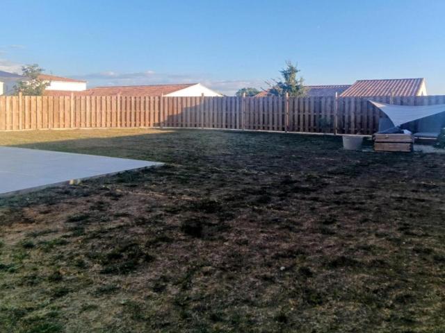 Maison 4 pièces, 92 m² à louer à La Motte d'Aigues 84240