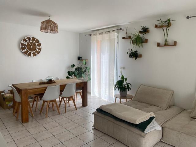 Maison 4 pièces, 92 m² à louer à Polignac 43000