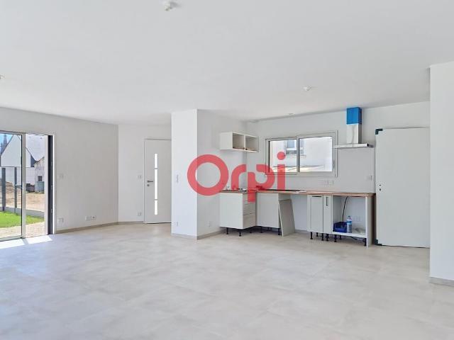 Maison 4 pièces, 92 m² à louer à Péaule 56130