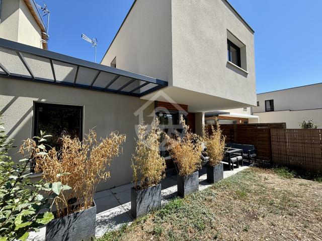 Maison 4 pièces 93 m²