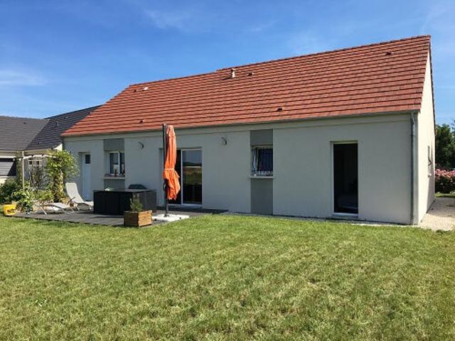 Maison 4 pièces, 93 m² à louer à Meung sur Loire 45130