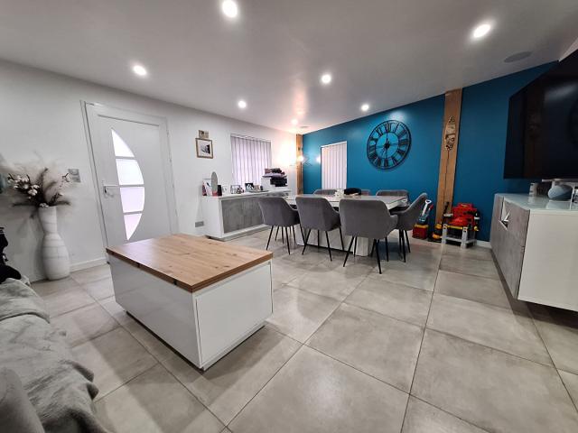 Maison 4 pièces 94 m²