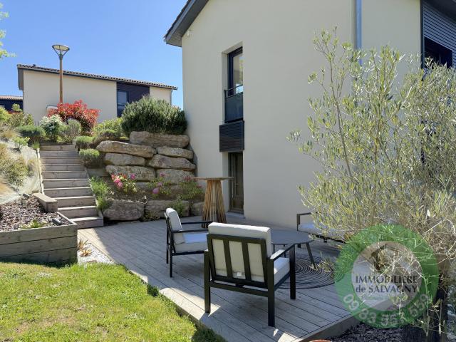 Maison 4 pièces 94 m²