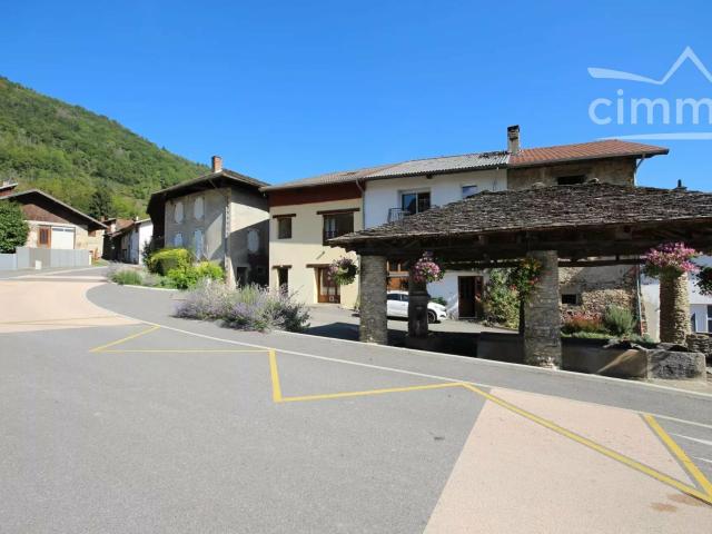 Maison 4 pièces 94 m²