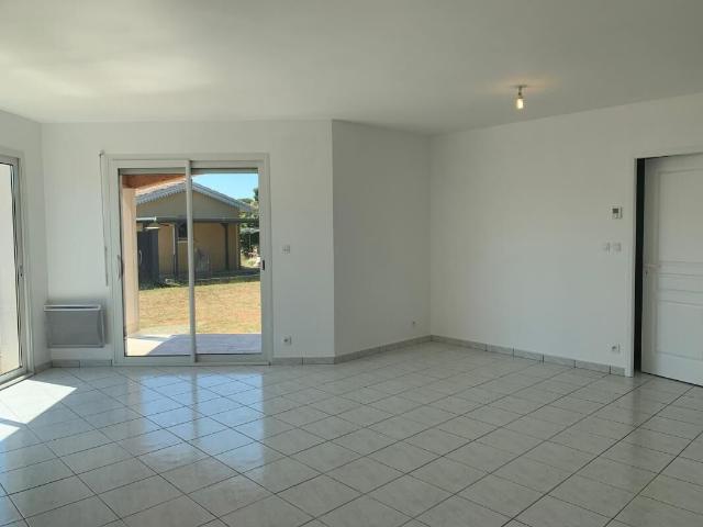 Maison 4 pièces, 94 m² à louer à Barcelonne du Gers 32720