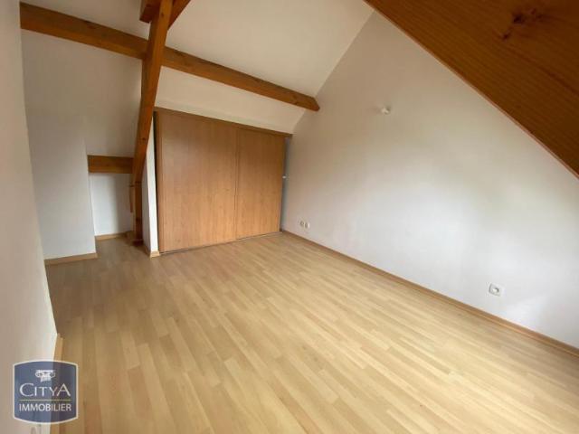 Maison 4 pièces, 94 m² à louer à Luynes 37230