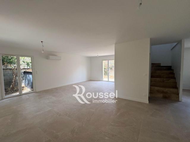 Maison 4 pièces, 95 m² à louer à Gigean 34770