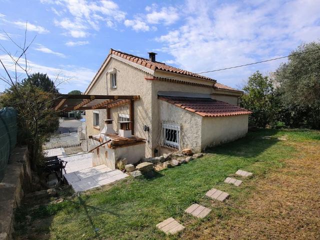 Maison 4 pièces, 95 m² à louer à Draguignan 83300