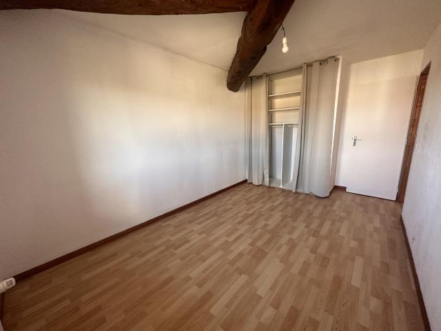 Maison 4 pièces, 95 m² à louer à Fauillet 47400