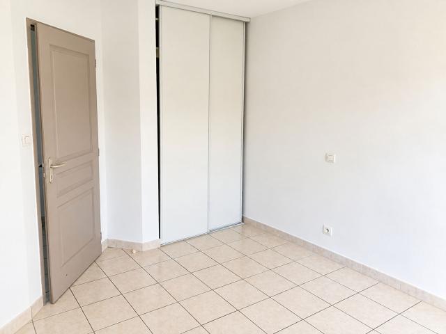 Maison 4 pièces, 95 m² à louer à La Salvetat Belmontet 82230