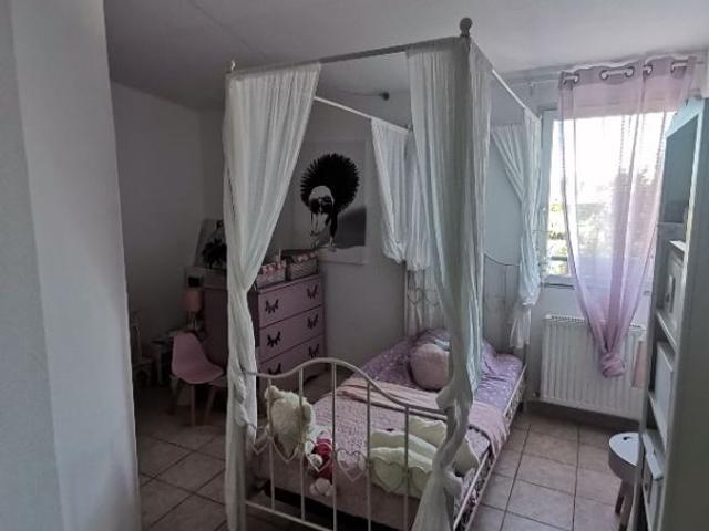 Maison 4 pièces, 95 m² à louer à Uzès 30700