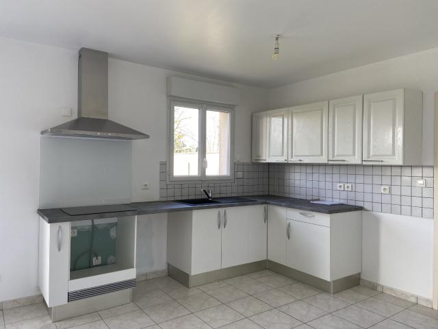 Maison 4 pièces, 95 m² à louer à Vergeroux 17300