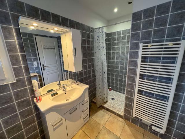 Maison 4 pièces, 96 m² à louer à La Baume de Transit 26790