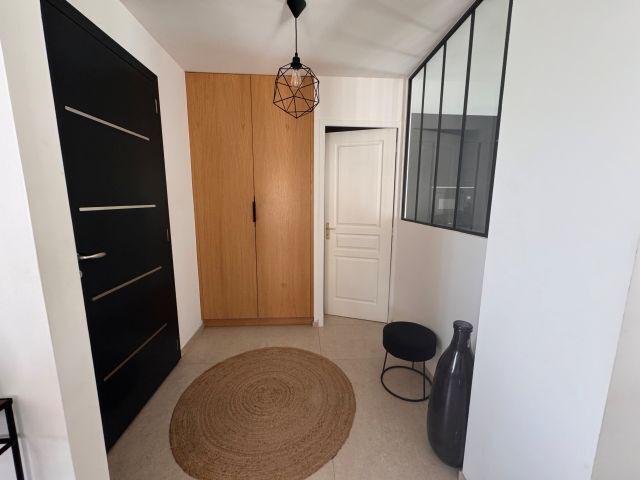 Maison 4 pièces, 96 m² à louer à Peyrolles en Provence 13860