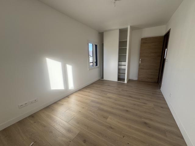 Maison 4 pièces, 96 m² à louer à Vallières sur Fier 74150