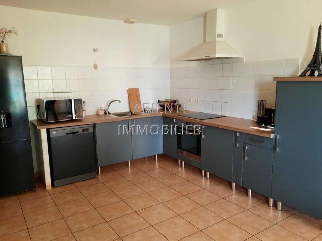 Maison 4 pièces, 96m²en location à Cleon D'andran975 € par mois