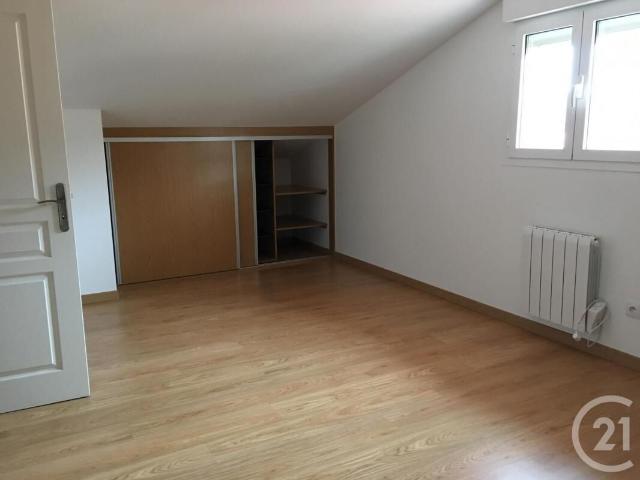 Maison 4 pièces, 97 m² à louer à Hourtin 33990