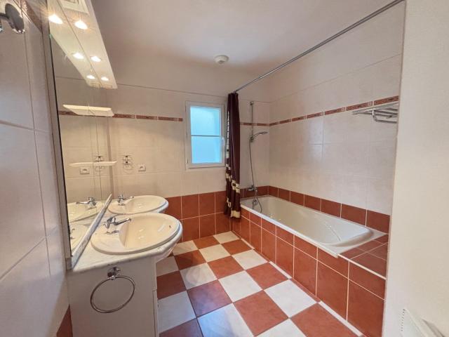 Maison 4 pièces, 97 m² à louer à Les Sables d'Olonne 85340