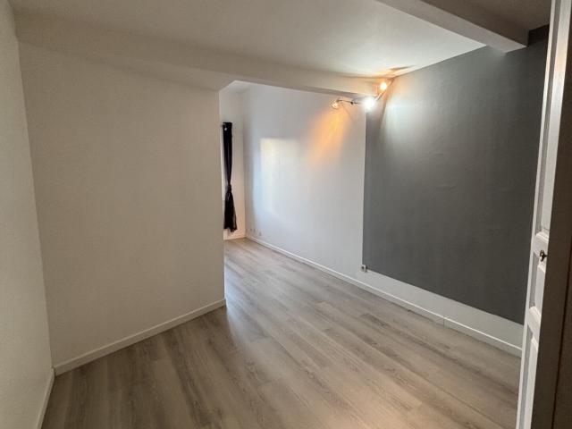 Maison 4 pièces, 98 m² à louer à Castelnaudary 11400