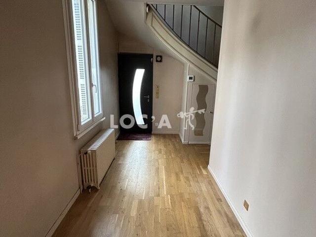 Maison 4 pièces, 98 m² à louer à Dijon 21000