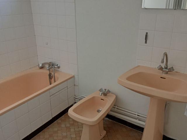 Maison 4 pièces, 98 m² à louer à Montauban 82000