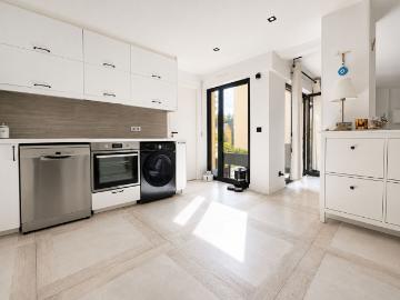 Maison 4 pièces Chatou 80.50m² 1890€ à louer l'Adresse