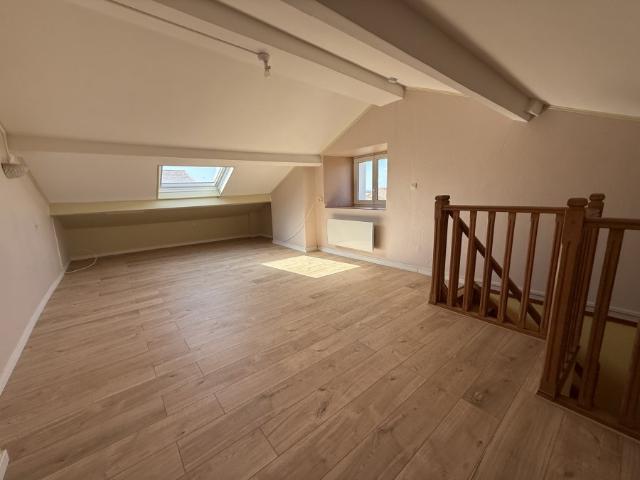 Maison 4 pièces à Villers le Rond FR