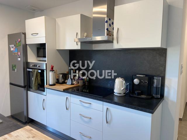 Maison 4 pièces à louer à Ucel, proche bois, calme et spacieuse