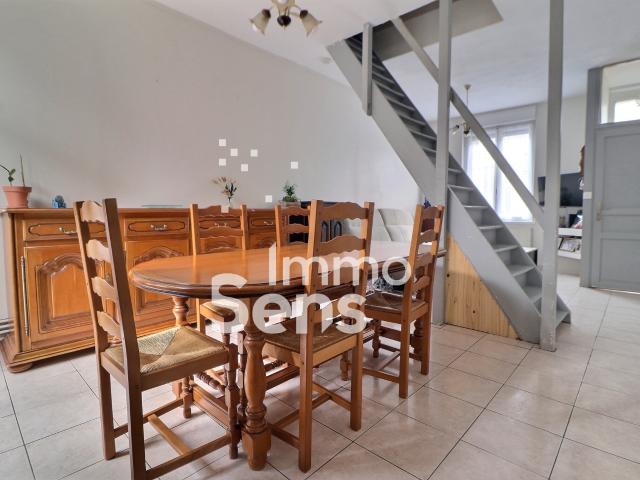 Maison 4 pieces avec extérieur