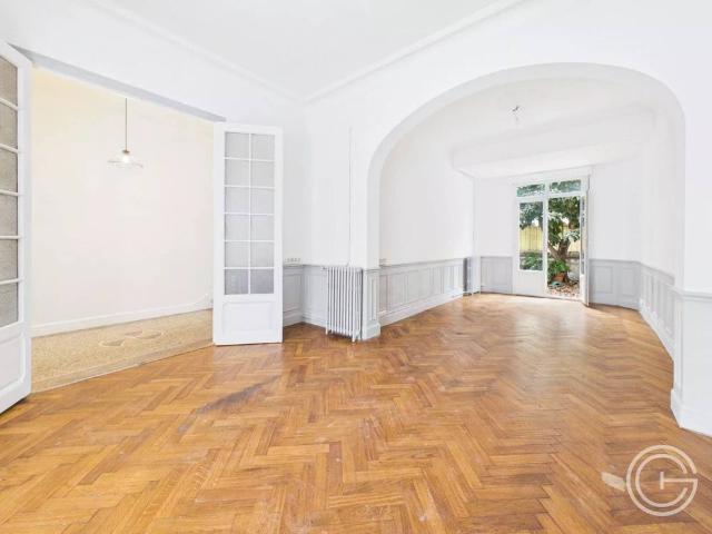 MAISON 4 PIECES AVEC JARDIN 2 AV CHATEAUBRIAND NICE CHAMBRUN