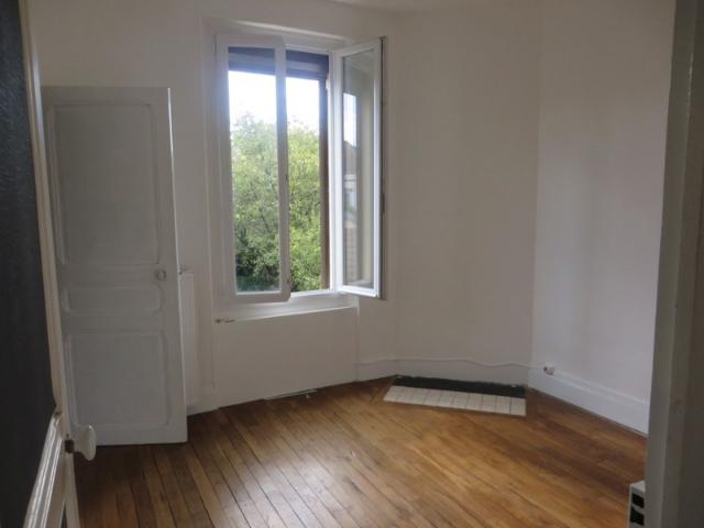 Maison 4 pièces avec jardin de 242 m²