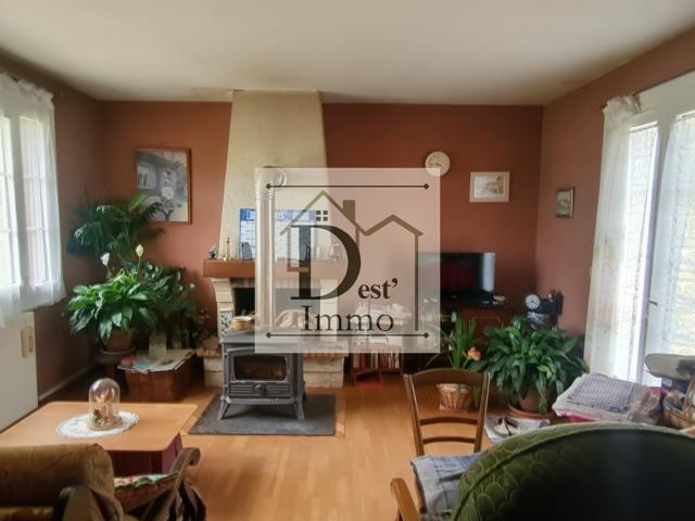Maison 4 pièces avec jardin et garage à Lesterps