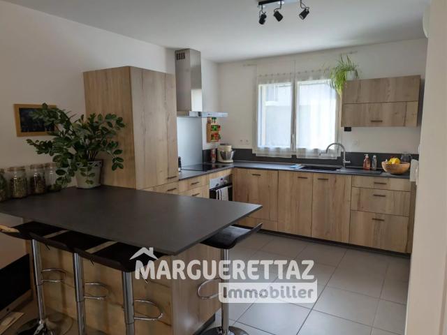 Maison 4 pièces avec jardin plein sud, garage et stationnement p
