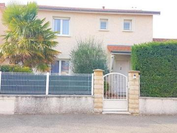 Maison 4 pièces de 111m² à Genas