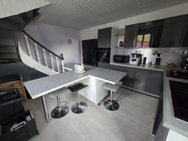 Maison 4 pièces rénovée en centre bourg