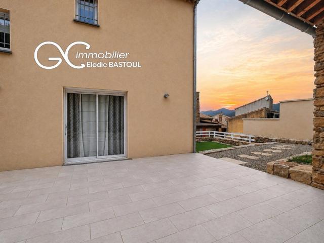 Maison 4 pièces, jardin, terrases, double garage 88m² Saint Chinian