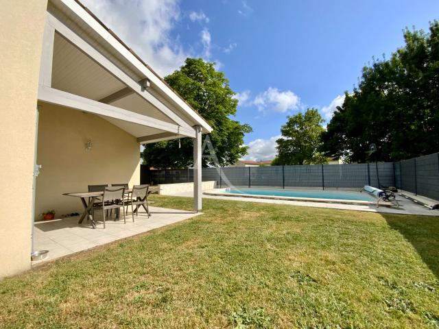 Maison 4 pièces Jarnac Champagne 98.00m² 1100€ à louer l'Adresse