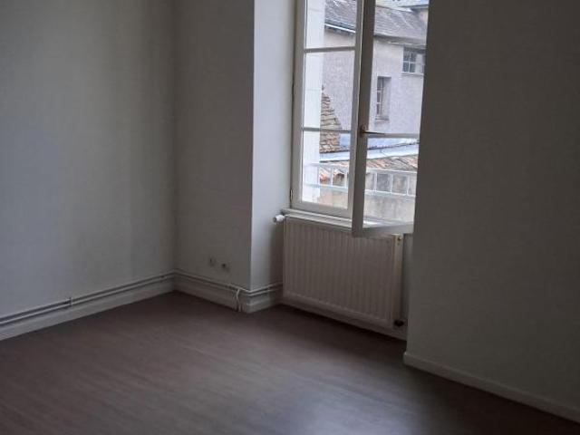 Maison 4 pièces SAVIGNE SUR LATHAN