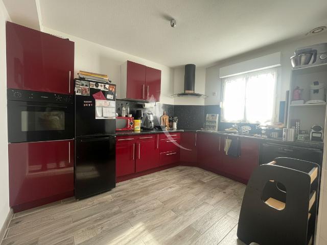 Location maison 4 pièces, 82.00m², Saintes