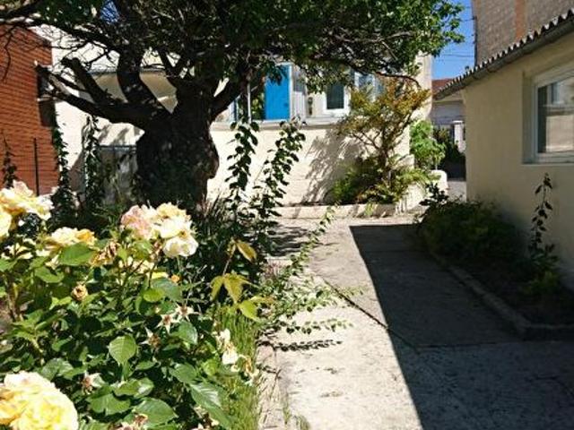 Location maison 4 pièces, 85.00m², Saintes