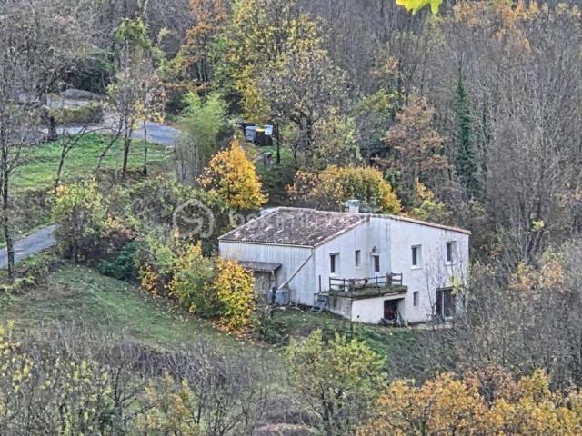 Maison 4 pièces, plein cœur nature, terrain de 1700 m2