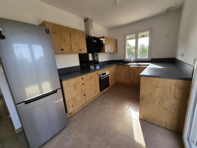 Maison 4 pièces Puchay 78.00m² 1150€ à louer l'Adresse