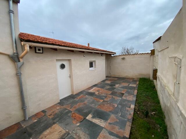 Maison 4 pièces Rochefort 66.22m² 907€ à louer